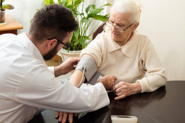 ultra med strefa tychy geriatra poradnia geriatryczna